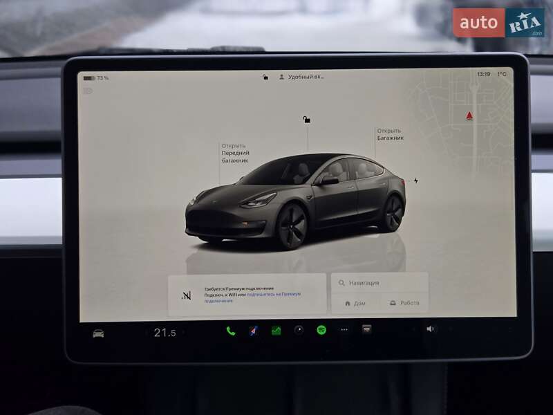 Седан Tesla Model 3 2023 в Киеве