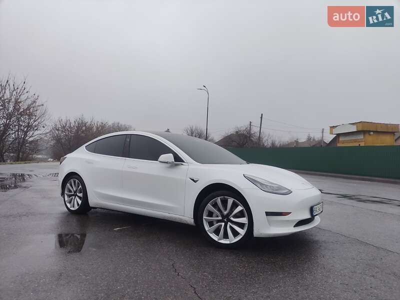 Tesla Model 3 2020 Tesla Model 3 2020