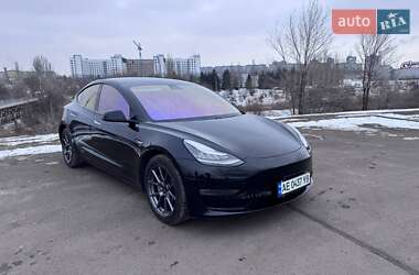 Седан Tesla Model 3 2019 в Кривому Розі