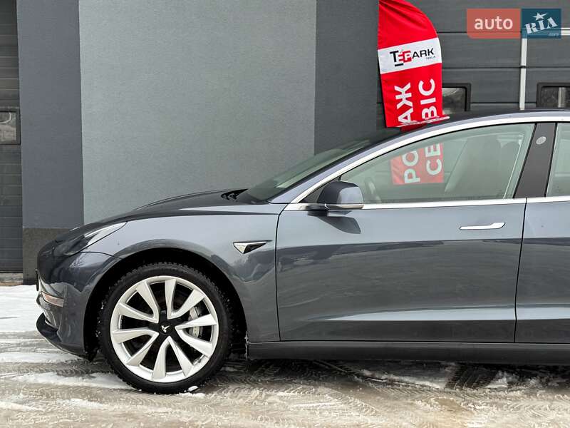 Седан Tesla Model 3 2018 в Києві фото 5 Седан Tesla Model 3 2018 в Києві