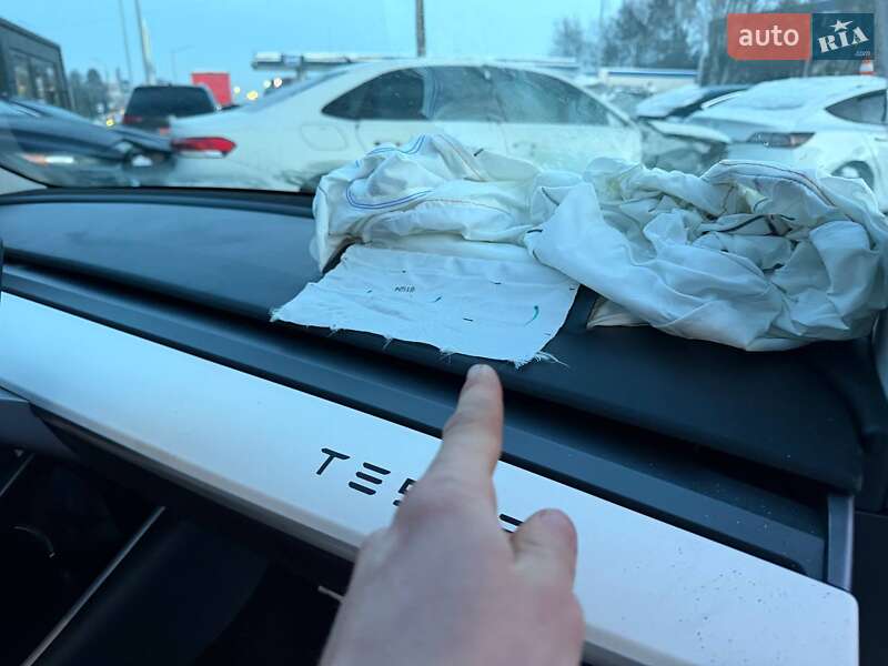 Седан Tesla Model 3 2019 в Луцке фото 13 Седан Tesla Model 3 2019 в Луцке