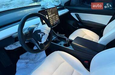 Седан Tesla Model 3 2019 в Луцке