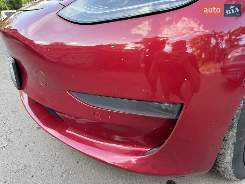Седан Tesla Model 3 2019 в Днепре