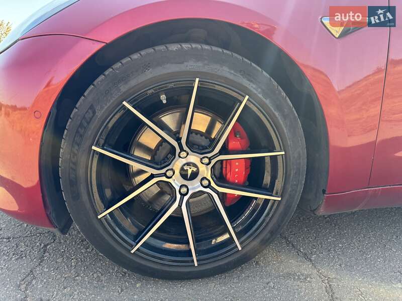 Седан Tesla Model 3 2019 в Днепре