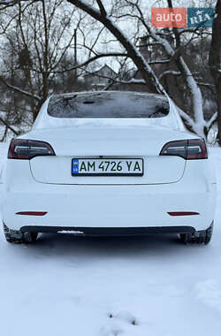 Седан Tesla Model 3 2019 в Звягеле