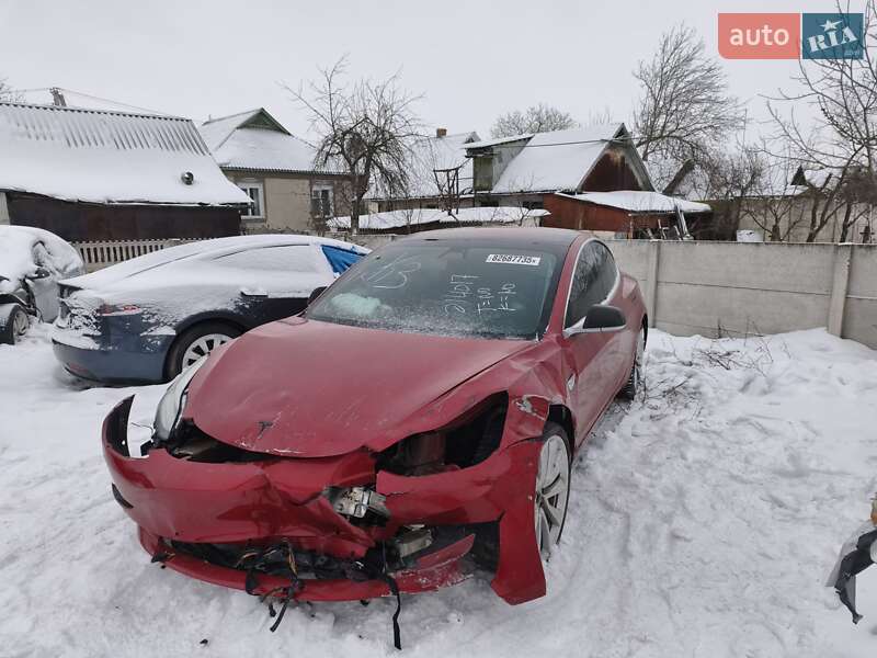 Седан Tesla Model 3 2019 в Білій Церкві