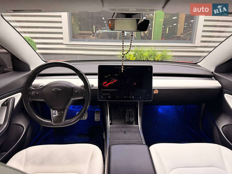 Седан Tesla Model 3 2019 в Києві фото 21 Седан Tesla Model 3 2019 в Києві