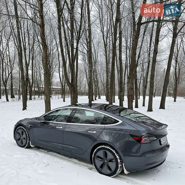 Седан Tesla Model 3 2019 в Харькове