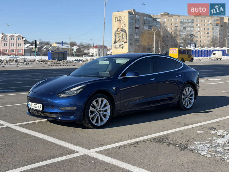 Седан Tesla Model 3 2019 в Каменец-Подольском фото Седан Tesla Model 3 2019 в Каменец-Подольском