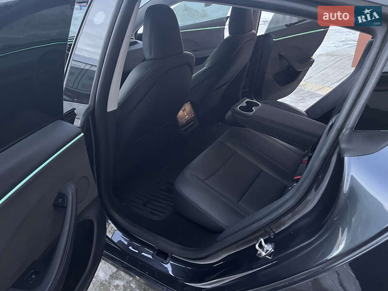 Седан Tesla Model 3 2024 в Львові фото 29 Седан Tesla Model 3 2024 в Львові