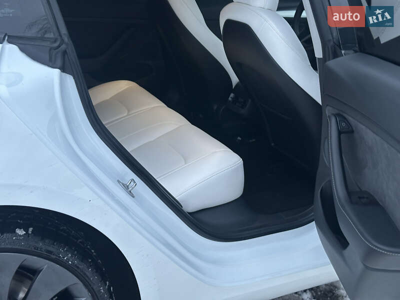 Седан Tesla Model 3 2021 в Чернигове фото 28 Седан Tesla Model 3 2021 в Чернигове