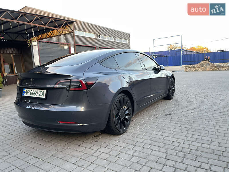 Седан Tesla Model 3 2022 в Запорожье