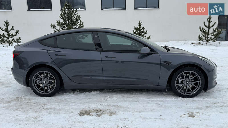 Седан Tesla Model 3 2021 в Луцке фото 13 Седан Tesla Model 3 2021 в Луцке