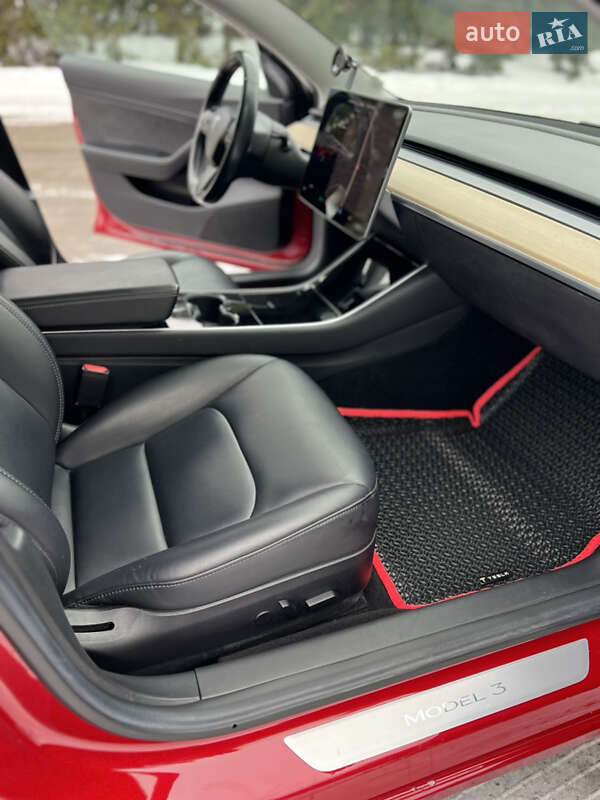 Седан Tesla Model 3 2018 в Тернополе фото 13 Седан Tesla Model 3 2018 в Тернополе