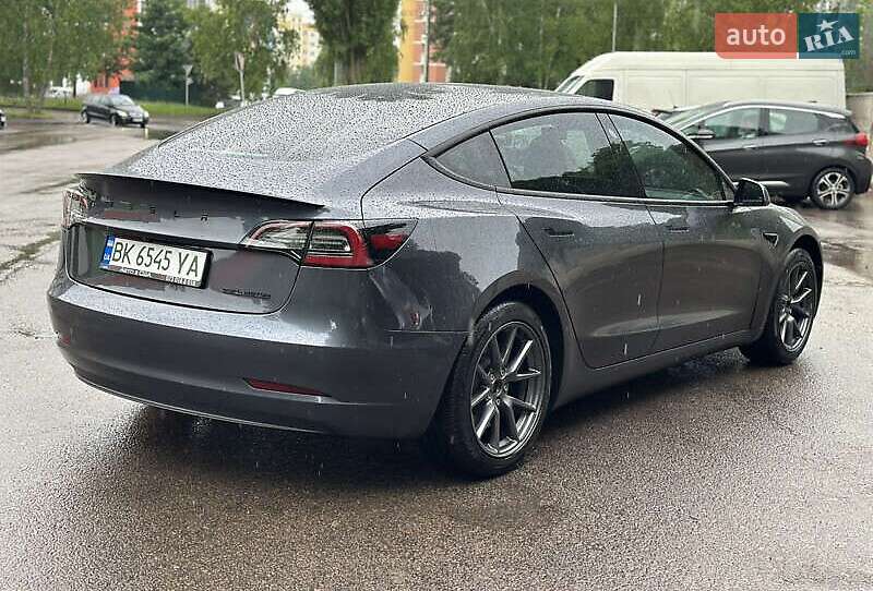 Седан Tesla Model 3 2021 в Львове фото 3 Седан Tesla Model 3 2021 в Львове