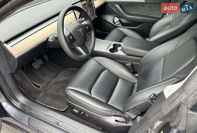 Седан Tesla Model 3 2021 в Львове фото 14 Седан Tesla Model 3 2021 в Львове