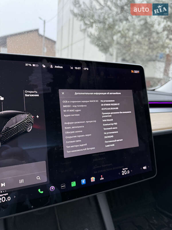 Седан Tesla Model 3 2021 в Львове