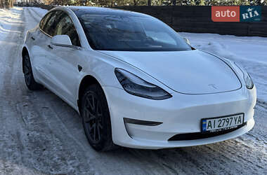 Седан Tesla Model 3 2018 в Киеве