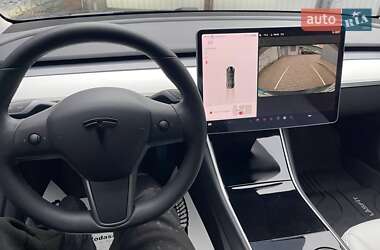 Седан Tesla Model 3 2020 в Харькове