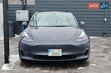 Седан Tesla Model 3 2022 в Черкассах