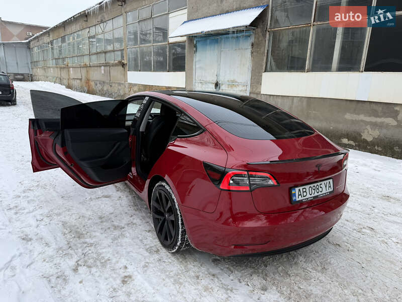 Седан Tesla Model 3 2020 в Вінниці