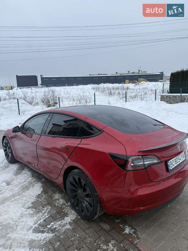 Седан Tesla Model 3 2022 в Тернополі