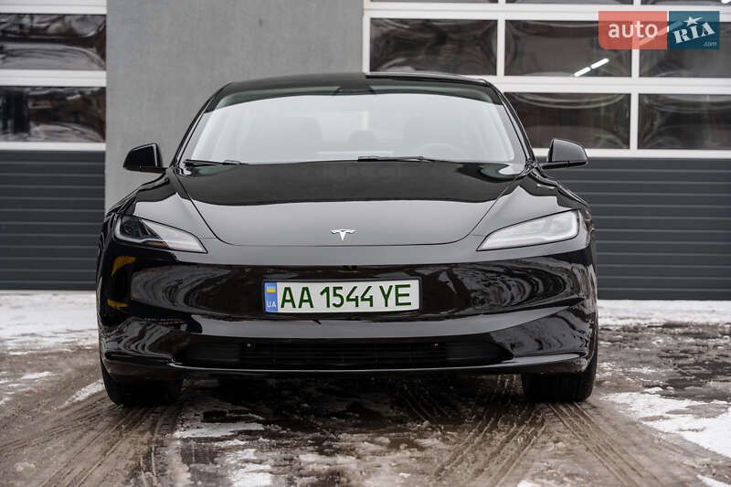 Седан Tesla Model 3 2025 в Києві фото 3 Седан Tesla Model 3 2025 в Києві