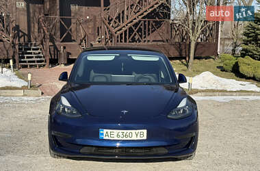 Седан Tesla Model 3 2023 в Дніпрі