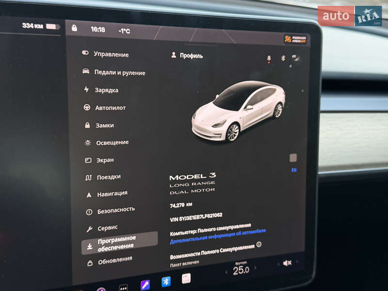 Седан Tesla Model 3 2019 в Ровно