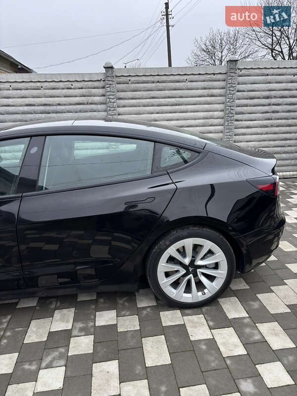 Седан Tesla Model 3 2021 в Ивано-Франковске