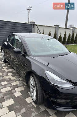 Седан Tesla Model 3 2021 в Івано-Франківську