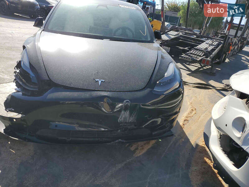 Седан Tesla Model 3 2021 в Харькове