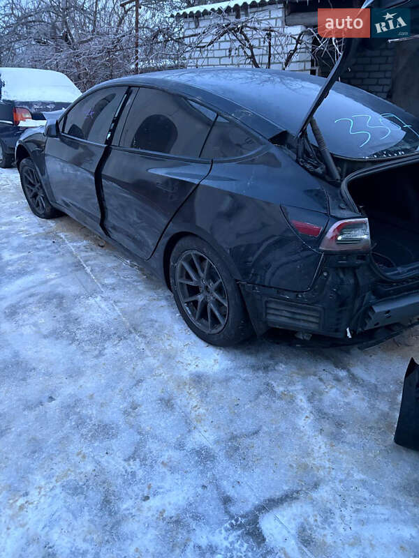 Седан Tesla Model 3 2021 в Харькове