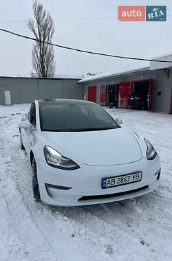 Седан Tesla Model 3 2020 в Калиновке