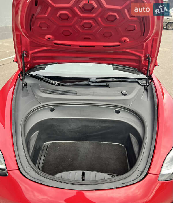 Седан Tesla Model 3 2022 в Львове фото 21 Седан Tesla Model 3 2022 в Львове