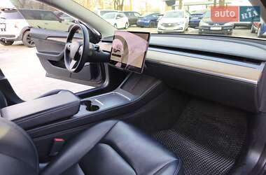 Седан Tesla Model 3 2021 в Днепре