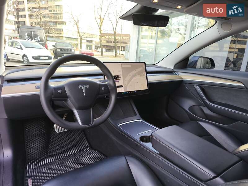 Седан Tesla Model 3 2021 в Днепре