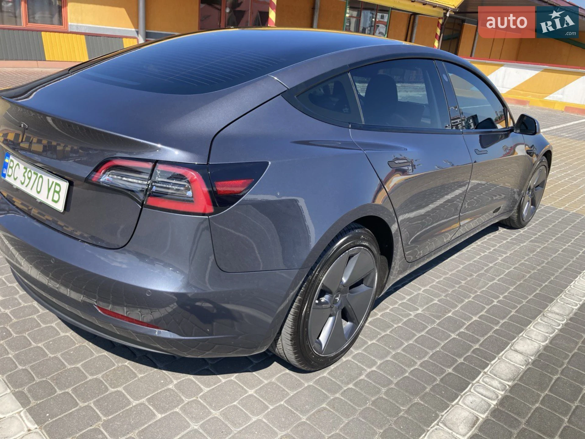 2021 Tesla Model 3 - мініатюра 3