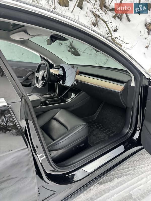 Седан Tesla Model 3 2019 в Луцьку фото 23 Седан Tesla Model 3 2019 в Луцьку