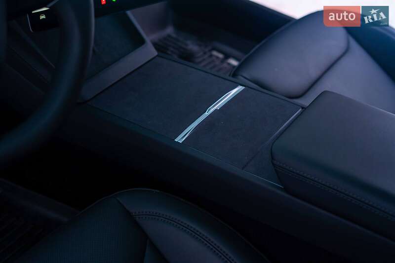 Седан Tesla Model 3 2024 в Хмельницком фото 89 Седан Tesla Model 3 2024 в Хмельницком