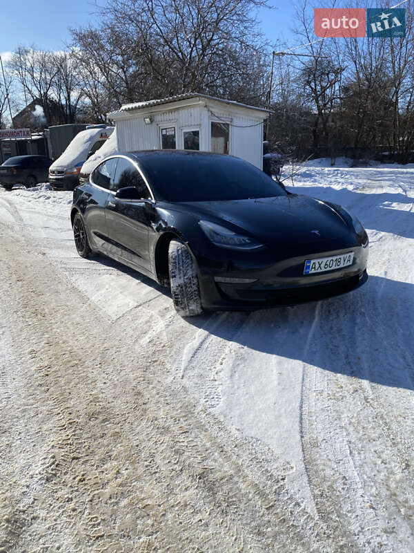2019 Tesla Model-3, VIN 5YJ3E1EB0KF197206:plate — фото 1 (autoria)