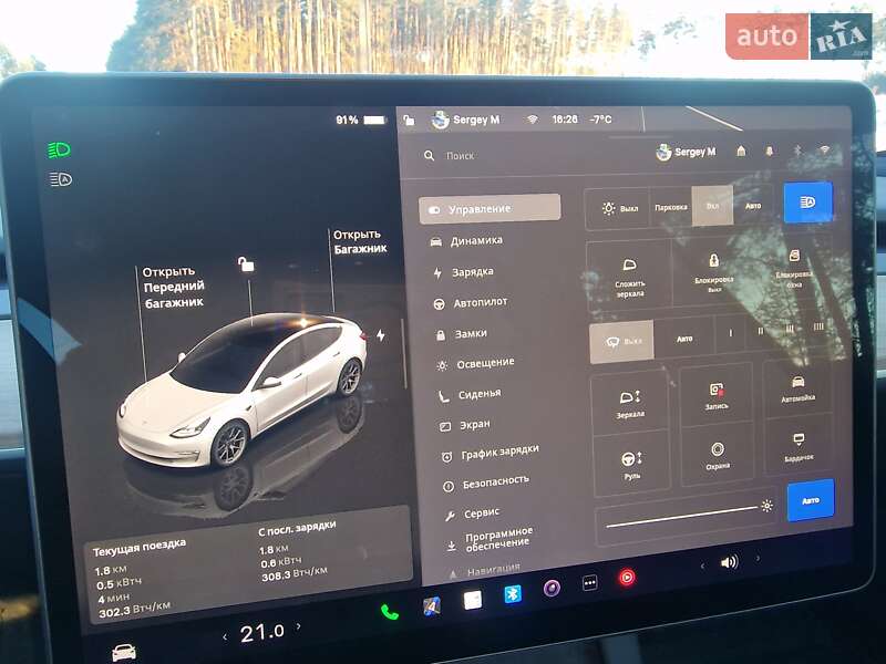 Седан Tesla Model 3 2023 в Києві