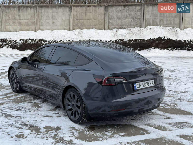 Седан Tesla Model 3 2018 в Золотоноші
