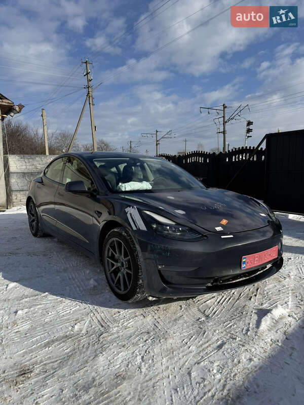 Седан Tesla Model 3 2021 в Луцьку