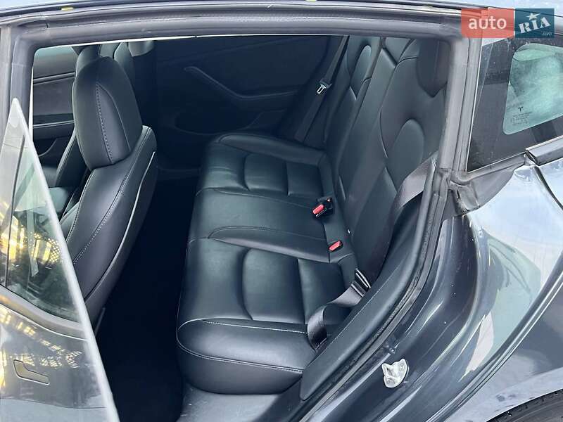 Седан Tesla Model 3 2018 в Луцьку фото 16 Седан Tesla Model 3 2018 в Луцьку