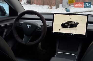 Седан Tesla Model 3 2022 в Киеве