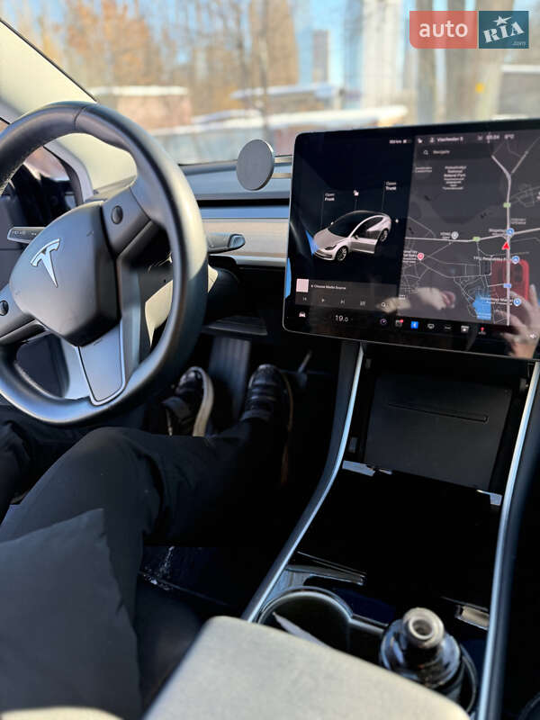 Седан Tesla Model 3 2018 в Киеве фото 17 Седан Tesla Model 3 2018 в Киеве