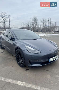 Седан Tesla Model 3 2022 в Днепре
