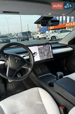Седан Tesla Model 3 2019 в Виннице