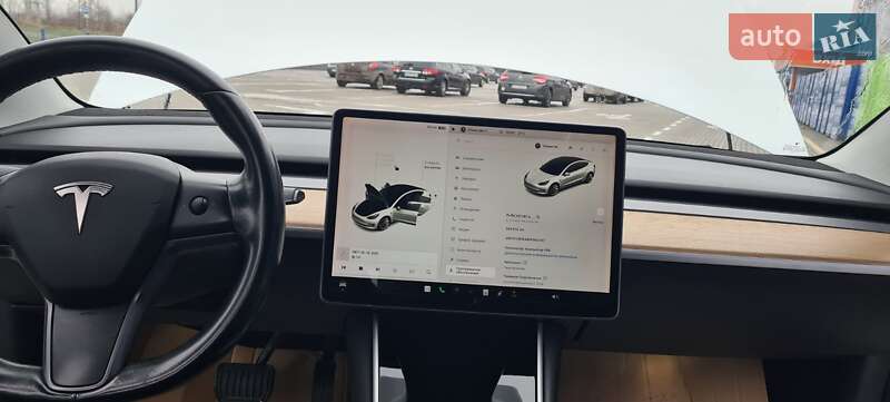 Седан Tesla Model 3 2017 в Нововолынске фото 2 Седан Tesla Model 3 2017 в Нововолынске